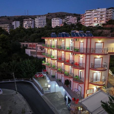 Unico Aparthotel Saranda Extérieur photo