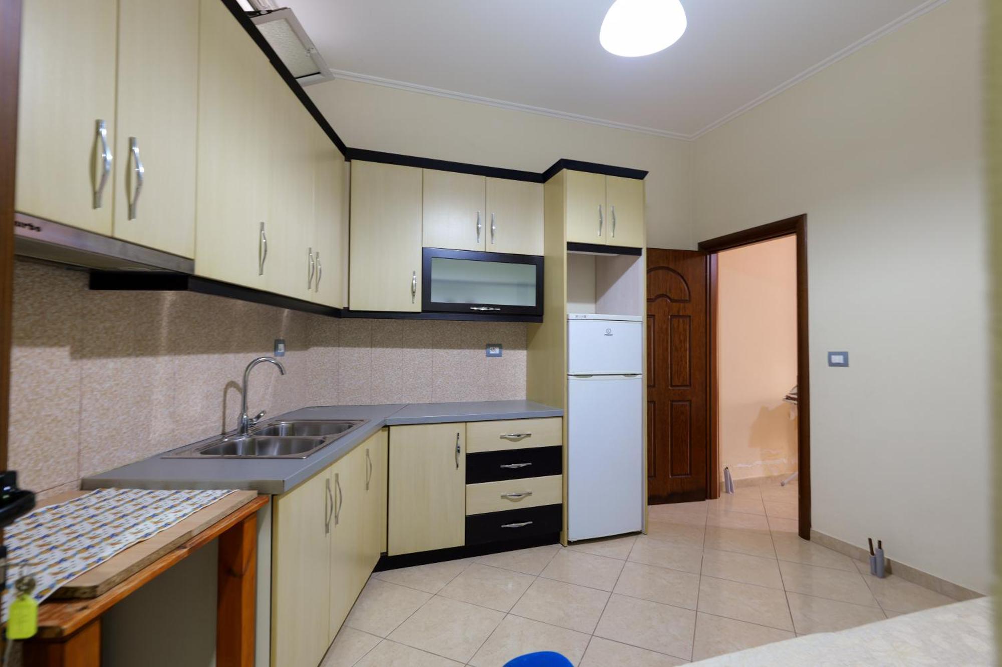 Unico Aparthotel Saranda Extérieur photo