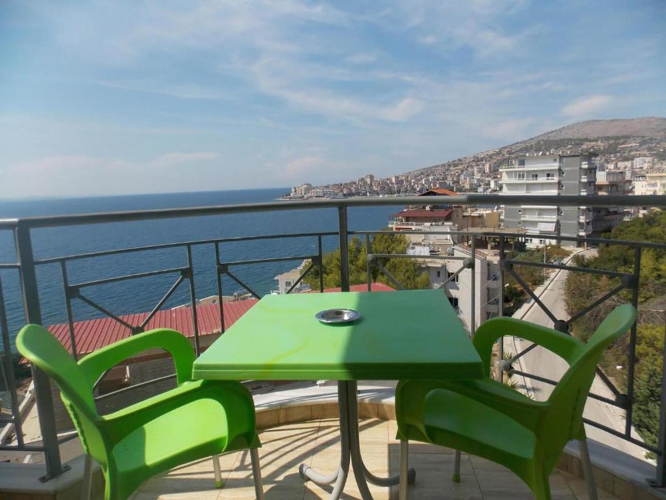 Unico Aparthotel Saranda Extérieur photo